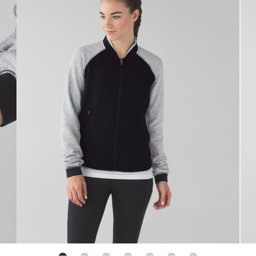 Lululemon Var-City Bomber
Black / Heathered Black  Size 4 NWOT